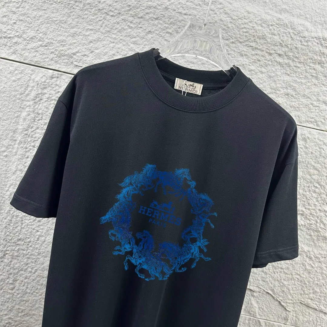 Herme* * 2026 New Arrival Classic T Same Style ：Black White Gray Size： S （90-130 ） M （120-150 ） L （140-165 ） XL （160-180 ） XXL （180-210 ）